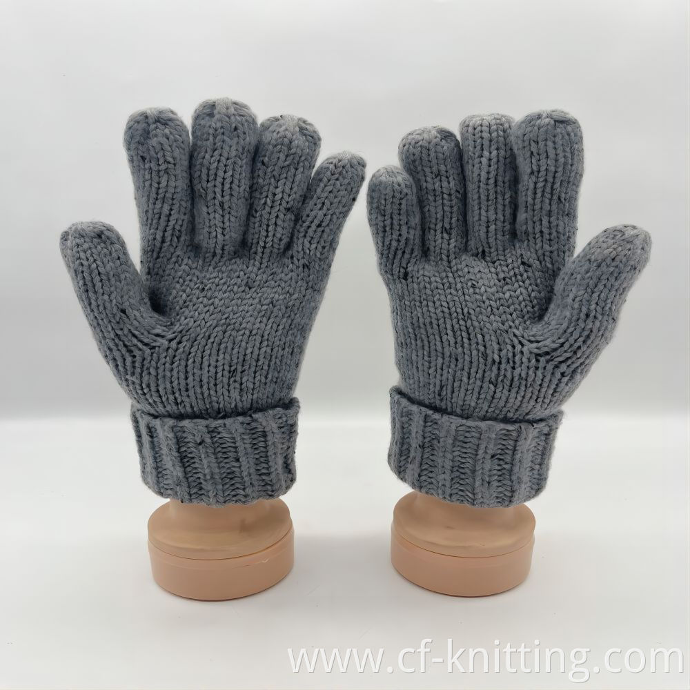 Cf S 0007 Knitted Gloves 3